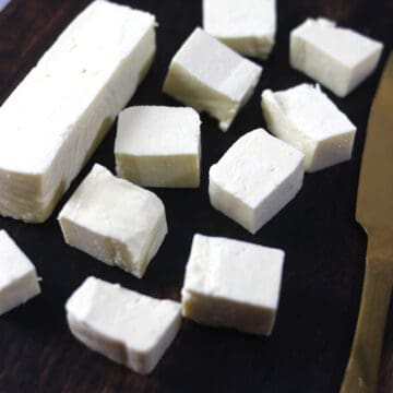 Fresh, soft homemade paneer recipe (How to make Indian cottage cheese?)