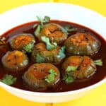 Best Indian eggplant curry. (Easy aubergine brinjal curry or konkani mattu gulla recipe).