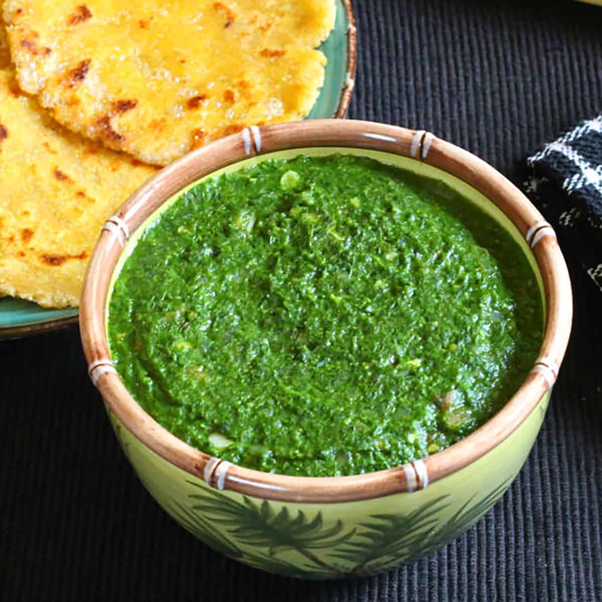 Sarson ka saag with makki ki roti. SImple mustard green recipe for vegetarian dinner.