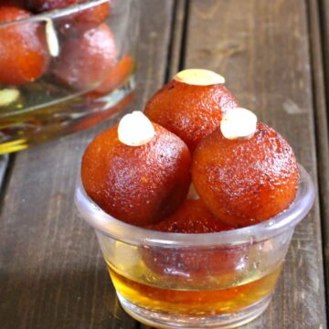 Easy and Best home made gulab jamun recipe from scratch using milk powder, diwali sweets, Navratri recipes, popular Indian desserts, Holi, ramzan, Eid and christmas recipes , milk based sweets and desserts,
