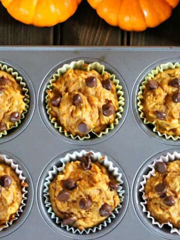 Pumpkin cupcakes with peanut butter (Best, vegan, dairy-free). Easy Holiday and fall desserts.