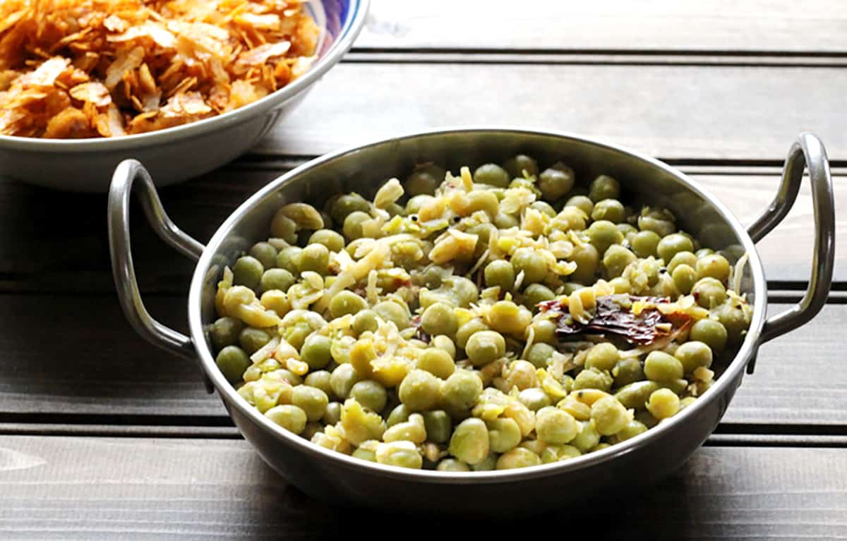 Traditional South Indian Pattani Sundal (Green peas sundal / batani usli), protein-packed breakfast.