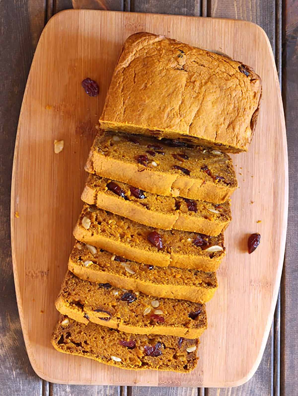 Easy festive pumpkin cranberry bread (simple pumpkin nut bread or holiday bread recipe). 