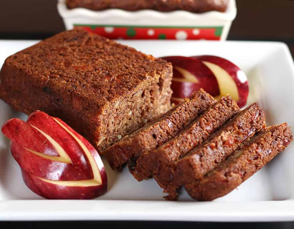 Date apple bread | Loaf cake with apples and dates | Christmas Holiday & Thanksgiving Recipe.