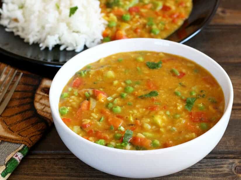 Mixed Vegetable Dal, Vegetable Curry, Lentil Curry, Indian lentil or dal dish, one pot meal, instant pot lentil curry or dal, pressure cooker lentil, vegan and vegetarian vegetable and lentil curry, plant based protein diet recipes, #redlentil #yellowlentil #greenlentil #Moongdal #masoordal 