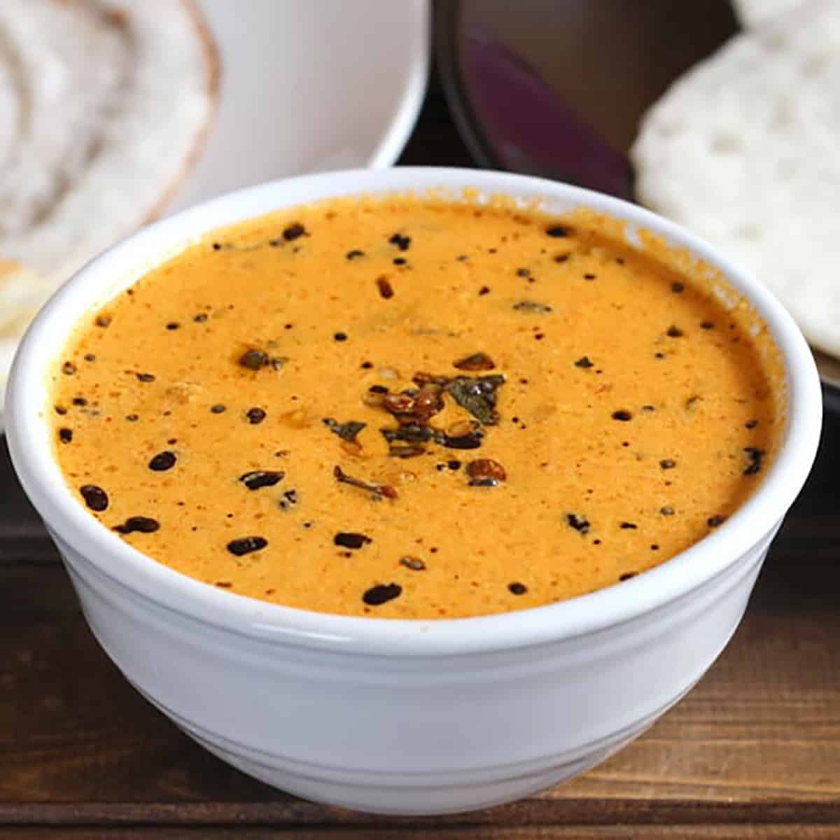 Red Coconut chutney | Konkani Hing Chutney | South Indian Chutney Recipes.