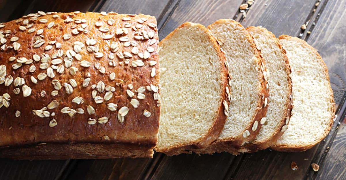 Honey Oat Bread Recipe | Oatmeal Bread perfect for breakfast, lunch and dinner. 