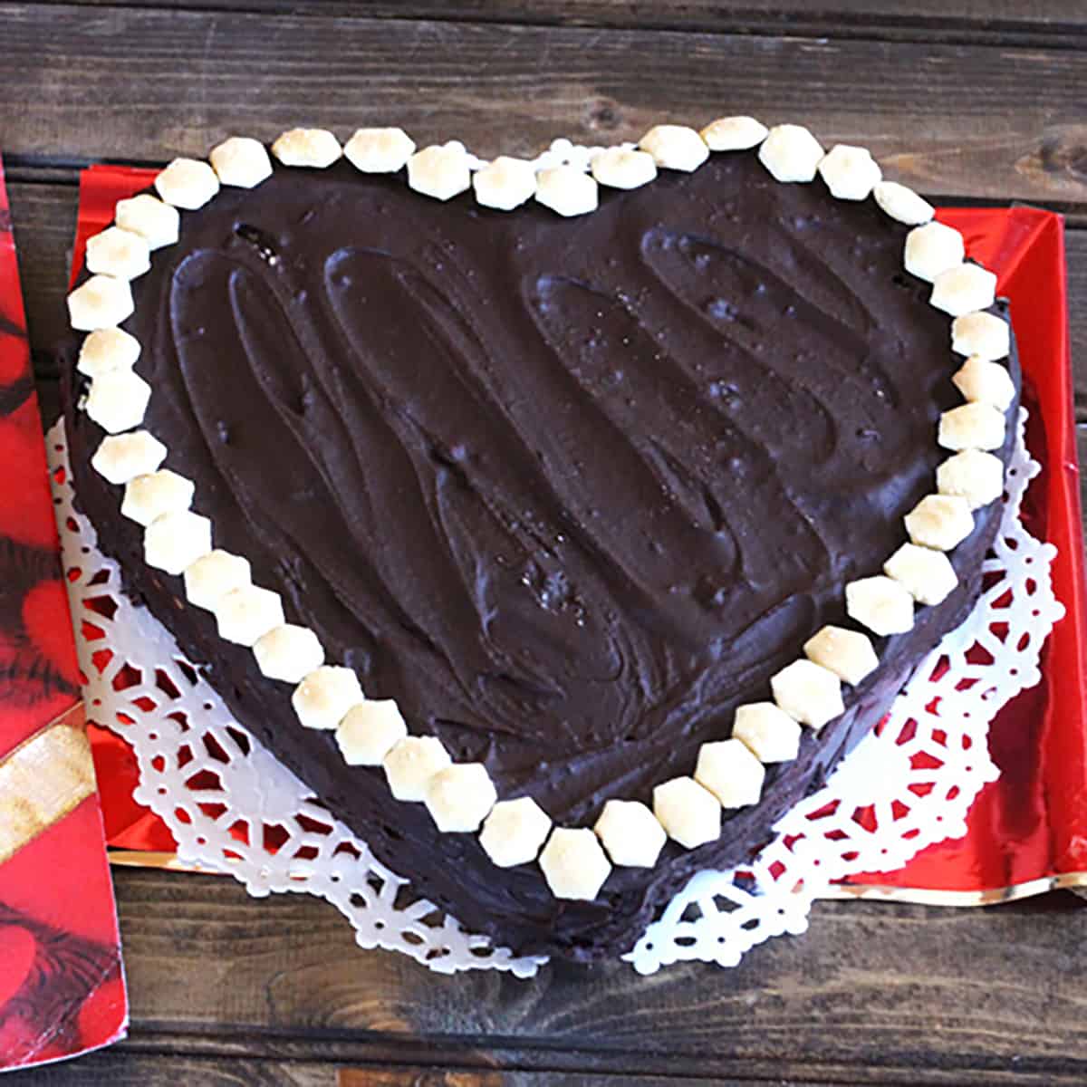 Chocolate Biscuit Cake | Heart-Shaped Cake | Easy No Bake Desserts.