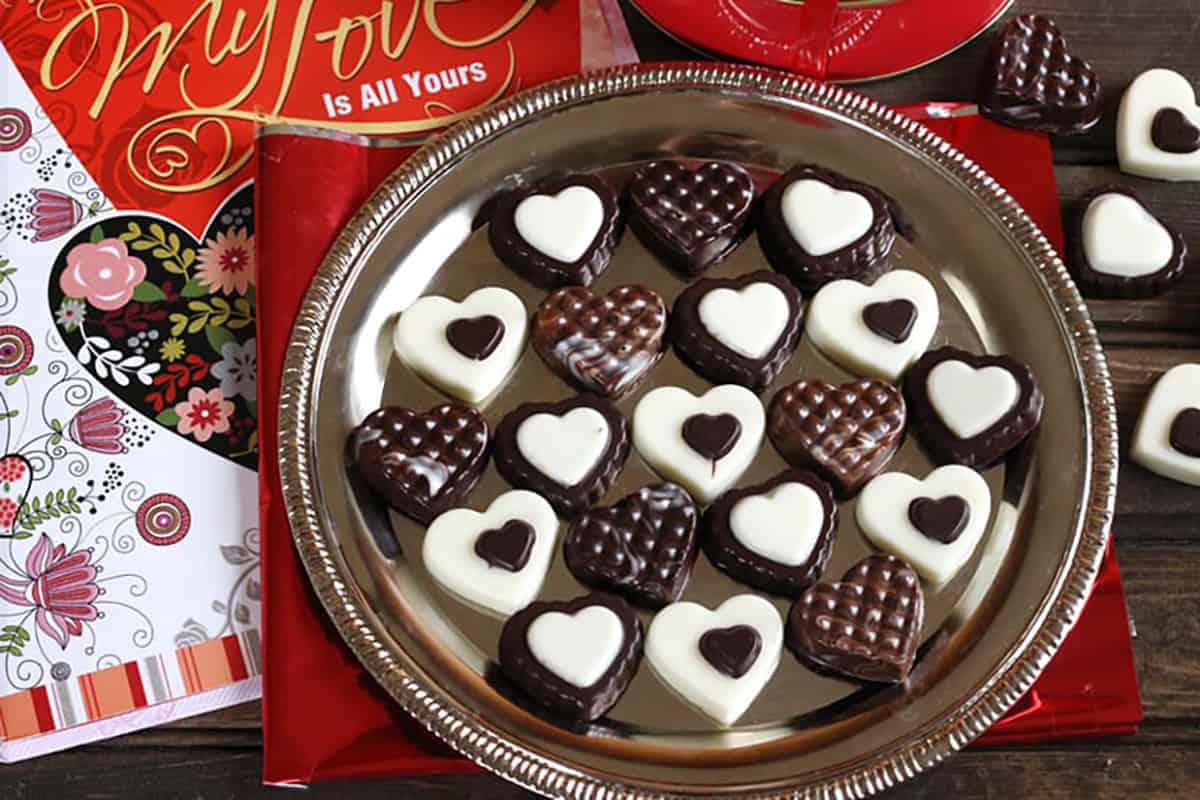 Valentine's Day chocolate recipe, Chocolate hearts, Homemade heart-shaped chocolates. 