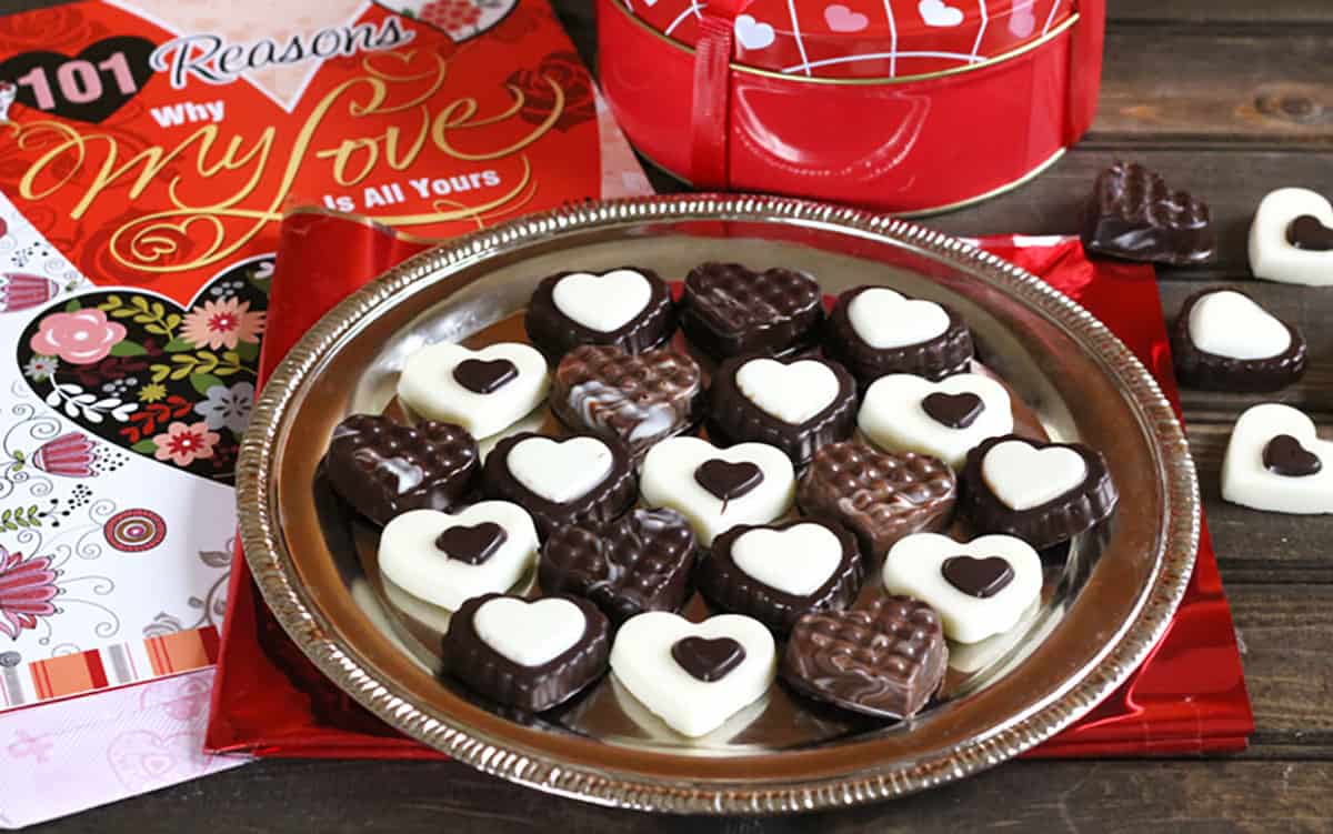 best homemade chocolate recipe for valentines day, heart-shaped chocolates, candies for kids