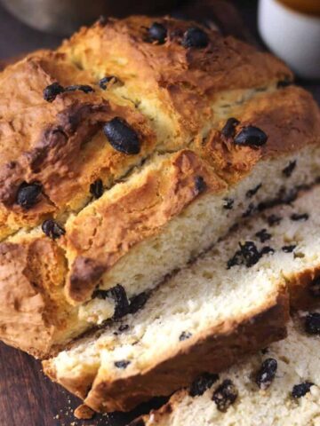 Best Irish soda bread recipe | No yeast, No knead buttermilk bread | American quick bread.