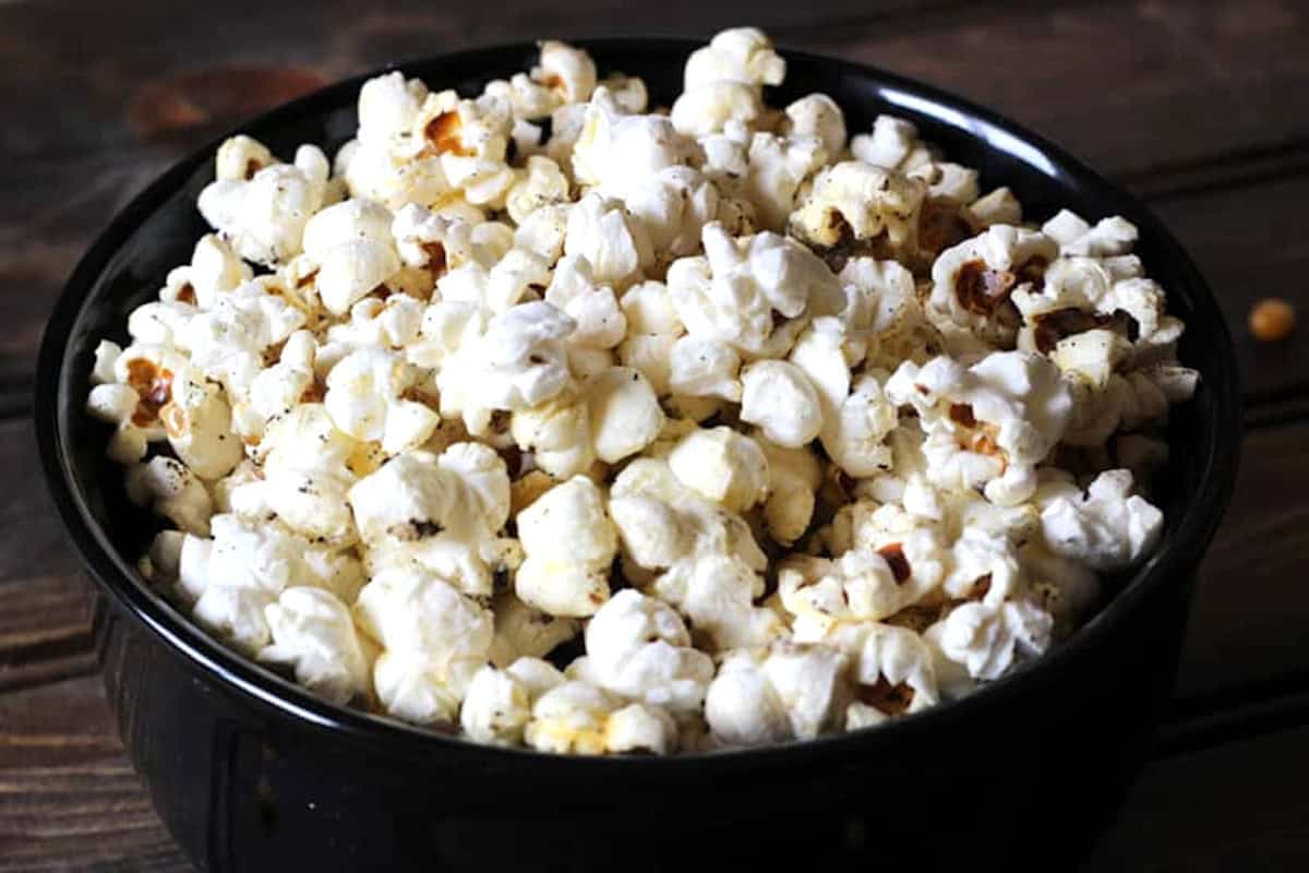 Stovetop Flavored Popcorn Recipe | Homemade Popcorn | Parmesan Popcorn.