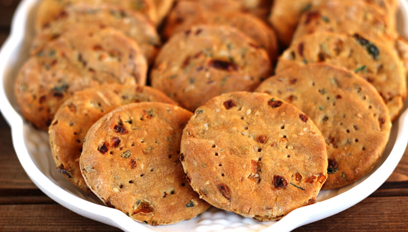 Nippattu or Savory Crackers 