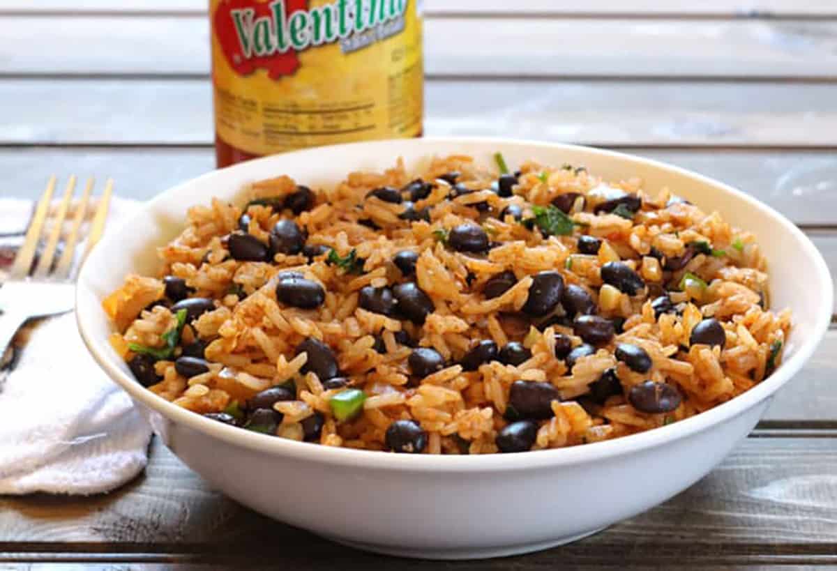 Black beans rice recipe | Authentic Spanish Rice | Easy Mexican rice (vegan and gluten-free). 