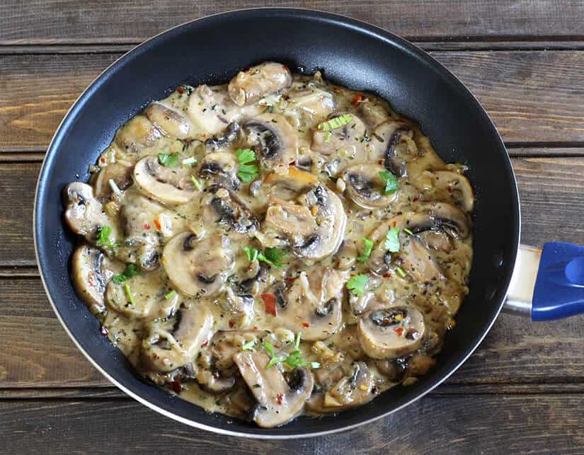 Garlic mushrooms, sauteed mushrooms, mushroom recipes indian, mushroom in hot garlic sauce, creamy mushrooms
