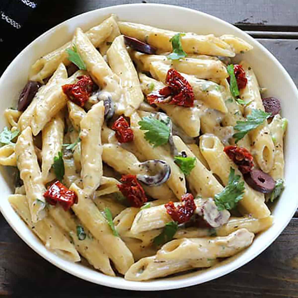 Best Creamy White Sauce Pasta Recipe | Bechamel sauce pasta for quick lunch, dinner, and lunchbox. 