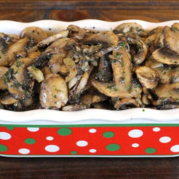 Garlic Butter Mushrooms - Easy Mushroom appetizer or side dish for any meal.