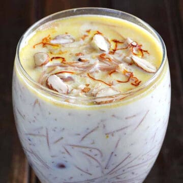 Best and Easy Semiya Payasam (Vermicelli Kheer) - Traditional Indian dessert recipe.