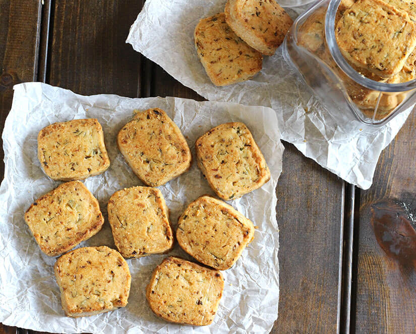 SPICY BUTTER BISCUITS / SAVORY COOKIES