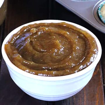 Best caramelized apple butter (easy, homemade on stovetop and crockpot).