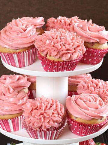 easy, best, simple recipe for fresh strawberry cupcakes with strawberry buttercream frosting