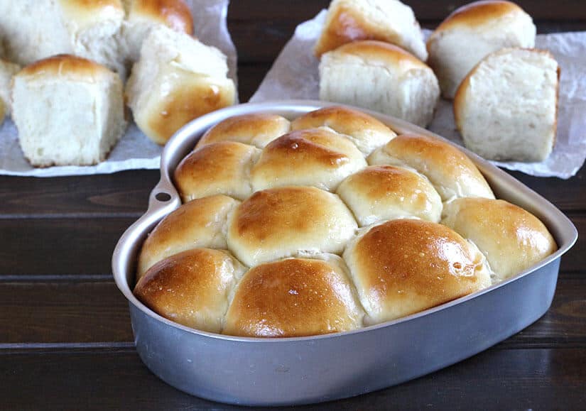 Holiday Dinner Recipe Ideas, dinner rolls, yeast rolls, butter rolls, sides, Christmas and New year Recipes