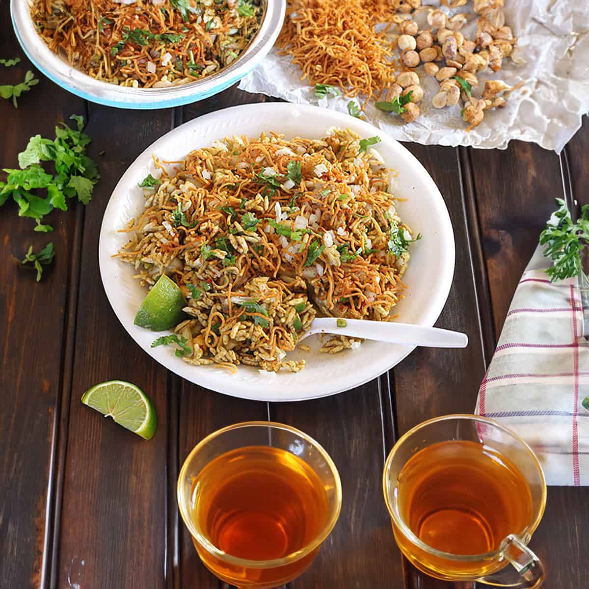 best and easy bhel puri chaat served with tea.