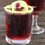 Best pomegranate martini - Easy cocktail recipe for dinner parties, game nights, romantic dates.