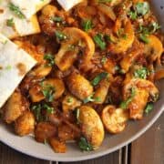 Spicy Garlic Mushroom, Mushroom recipes, Mushroom in garlic butter, mushroom appetizers and sides, vegetarian dinner, weekend meal, weeknight dinner, vegan mushroom recipes, mushroom and pork chops, white mushroom recipes