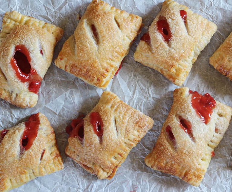 turnovers, apples, summer desserts, strawberries, puff pastry recipes 