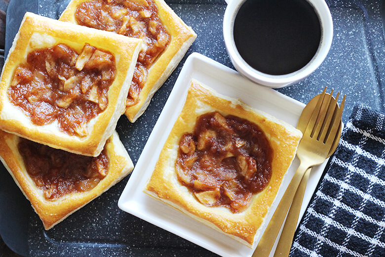 Apple tarts using Puff Pastry Sheets