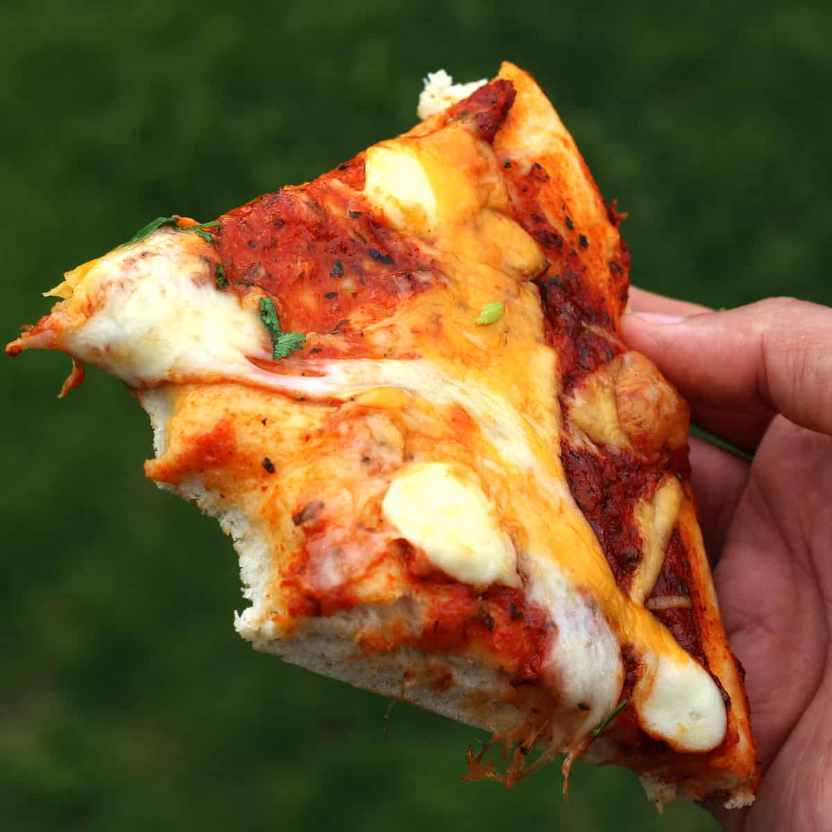 Best Homemade Cheese Pizza Recipe - Five Cheese Pizza Slices.