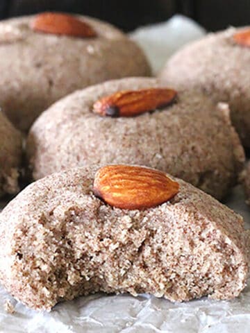 Indian healthy low calorie ragi nankhatai, bakery ragi biscuits, finger millet cookies recipe