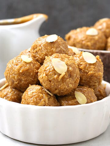 Easy coconut balls - 3 ingredients only, Coconut ladoo with condensed milk or dulce de leche.