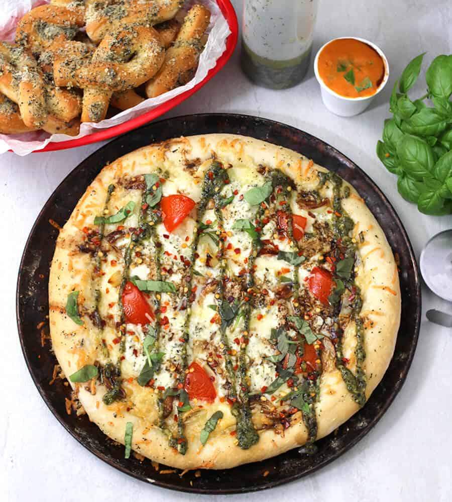 Bianca pizza, classic Italian white pizza, pizza Margherita, best pizza recipe, homemade pizza dough