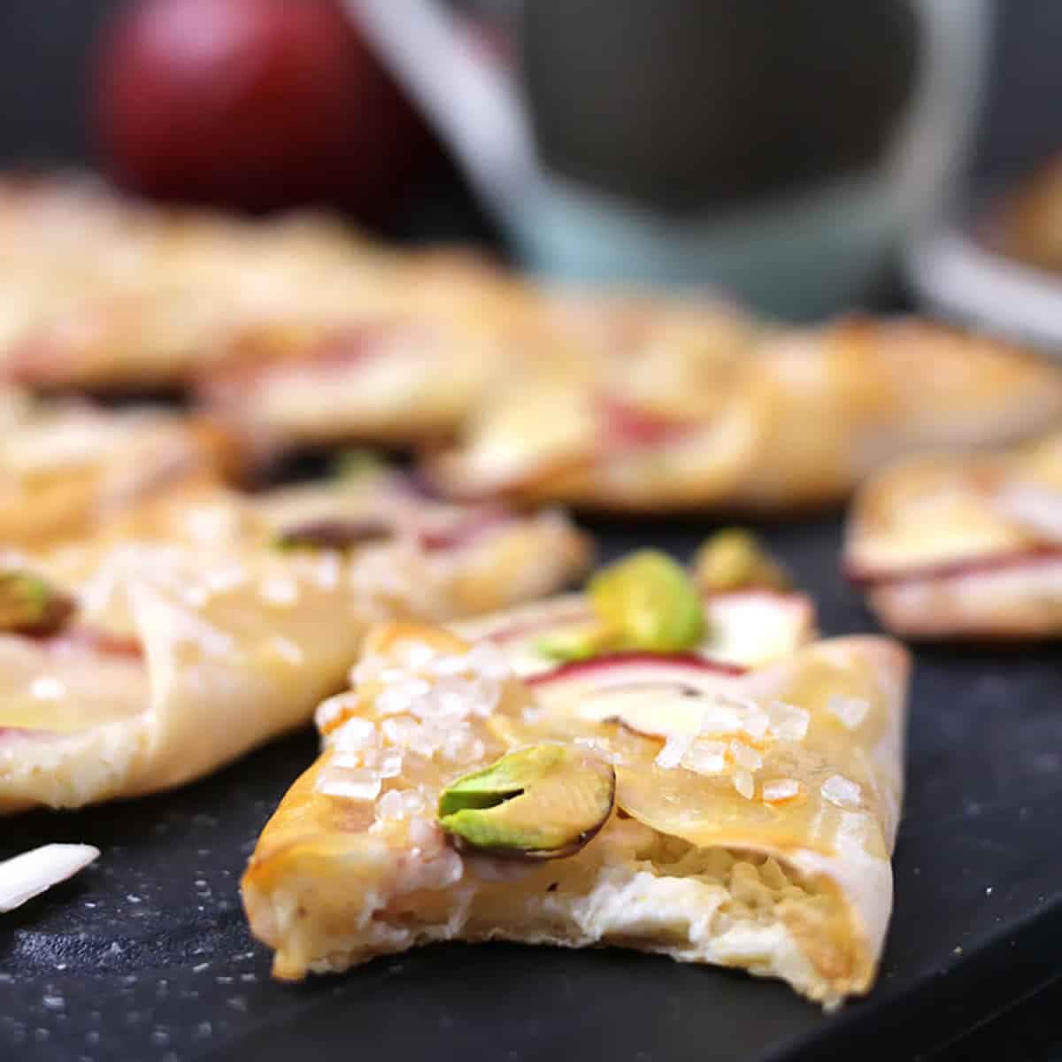 cream cheese danish pastry with apples and wonton wrappers - quick and easy apple recipes. 