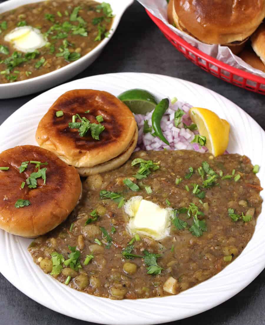Black pav bhaji, best pav bhaji, kali pav bhaji, diwali snacks recipes, popular indian street food and chat recipes, evening snacks 