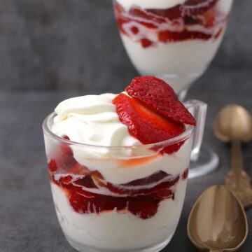 Strawberries and cream, strawberries dessert, romantic dinner, valentines day recipes, quick desserts