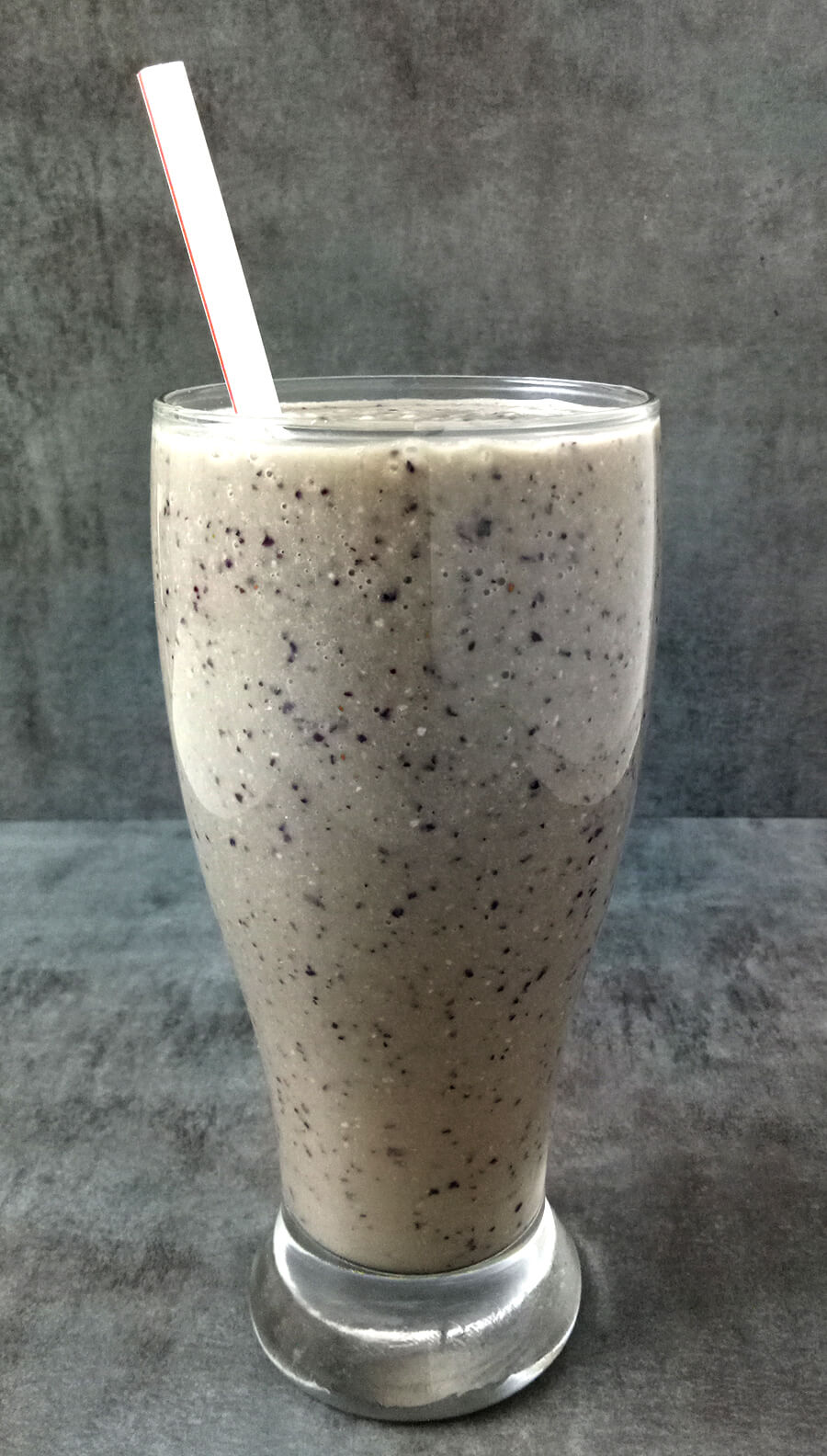 Healthy breakfast smoothies for weight loss, Avocado Banana Oatmeal smoothie, Blueberry Smoothie