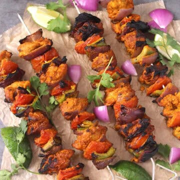 Chicken tikka recipe | grilled chciken skewers | tandoori chicken tikka kekbab.