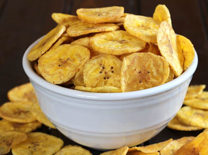 Vegan and Gluten Free Banana Chips or baked banana chips or plantain chips / healthy snacks for kids / mariquitas plantain chips / mariquitas cubanas