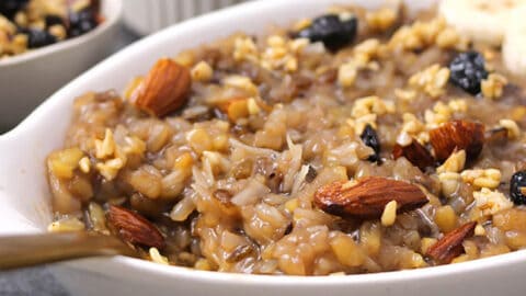 Wheat Bikaner Khichdi Recipe (Wheat Kernel and Moong Dal Khichdi)