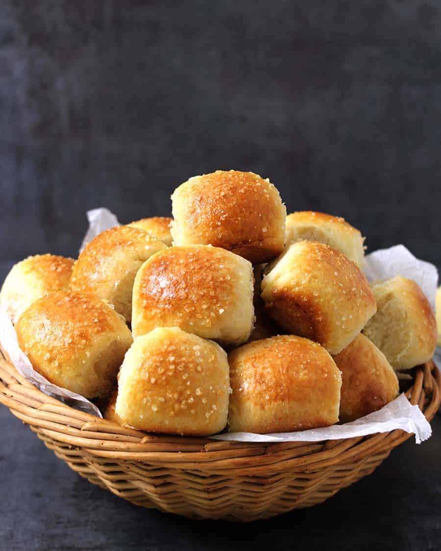 Dinner Rolls Cook With Kushi