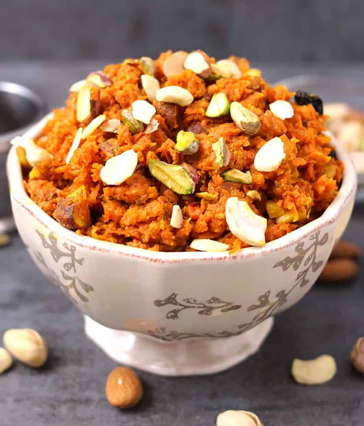 How to make the best easy carrot halwa (gajar halwa) indian sweet recipe 