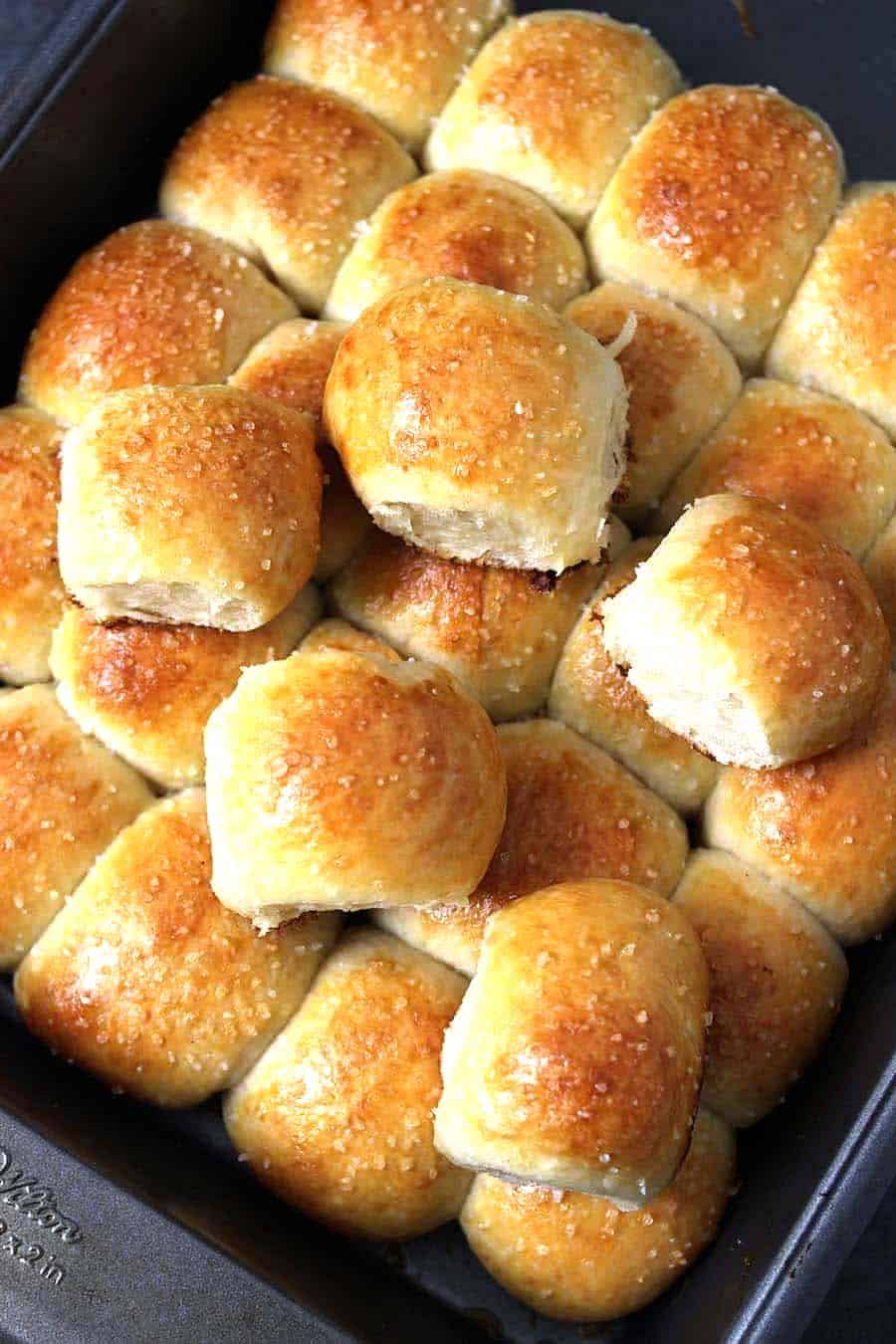 how to make best dinner rolls at home, yeast rolls, holiday bread baking from scratch, pav, #bread