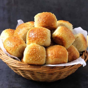 Best Dinner Rolls or Homemade yeast rolls for Thanksgiving, Christmas dinner, or Easter brunch.