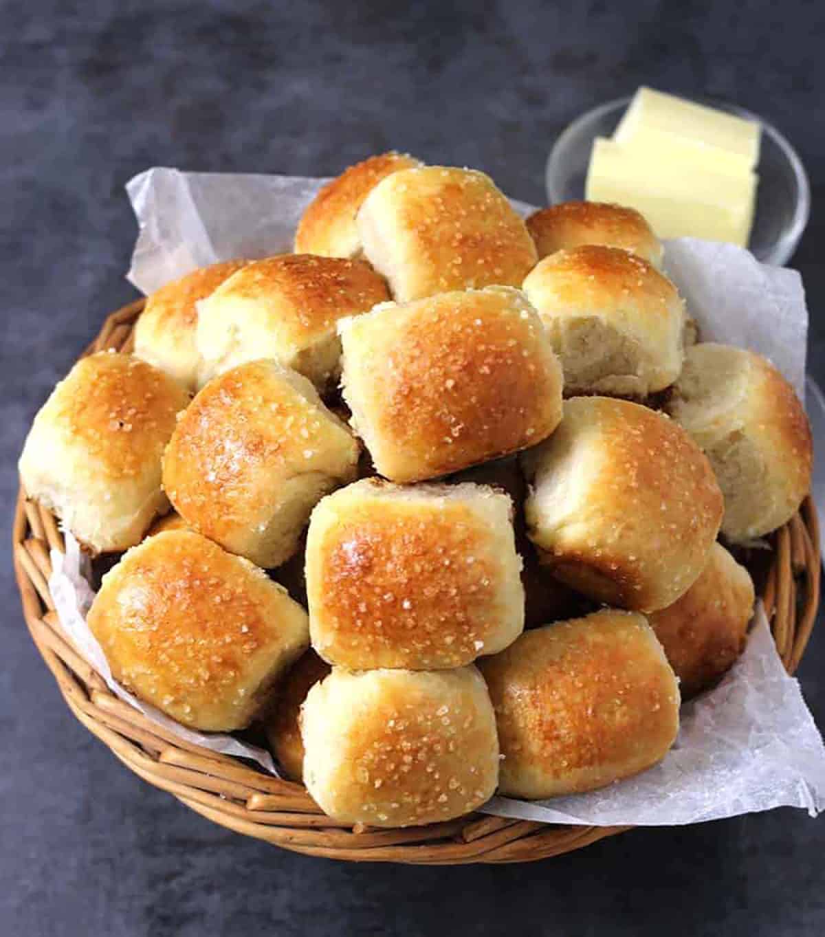 Easy eggless bread rolls or best dinner rolls with yeast. Soft and buttery rolls for dinner. 