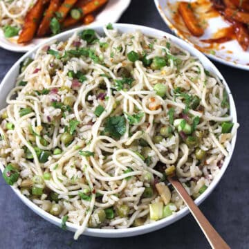 best, easy, simple recipe for garlic fried rice noodles, vegetarian, vegan