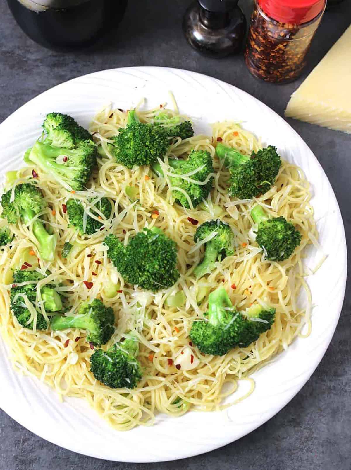 Healthy and easy broccoli pasta on a serving plate. 