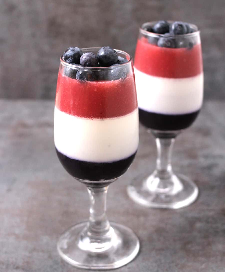 Pudding recipes, fourth of july 4th of july gluten free desserts, red white and blue desserts, panna cotta, Italian dessert #redwhitebluedesserts #italiandessert #americanflagdessert 